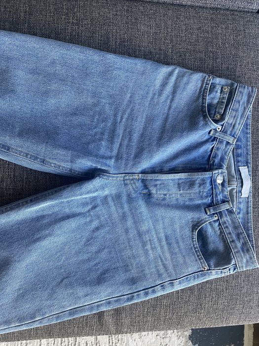 Продам Джинсы