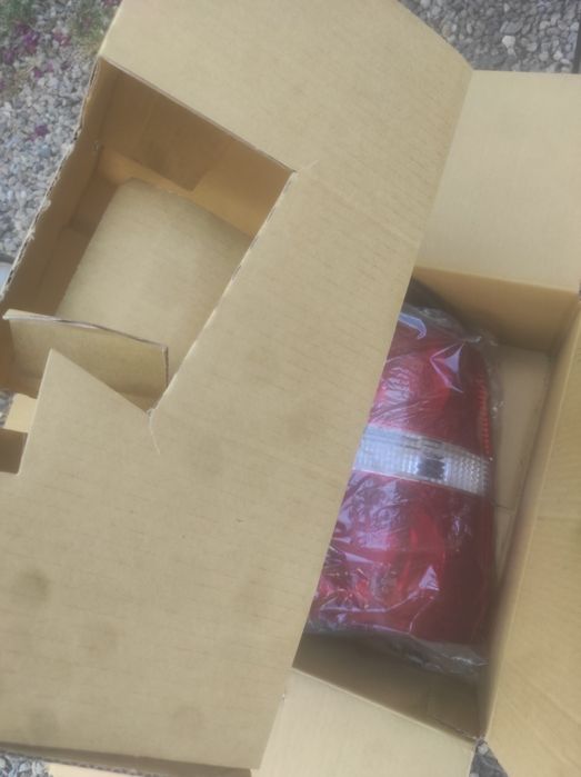 Vând Stop  Touran dreapta