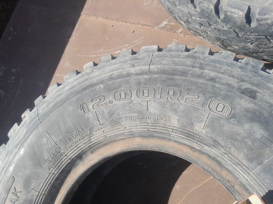 Продам.      шина