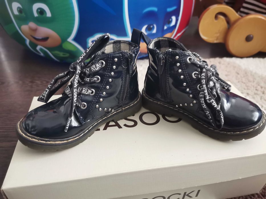 Încălțăminte fetite