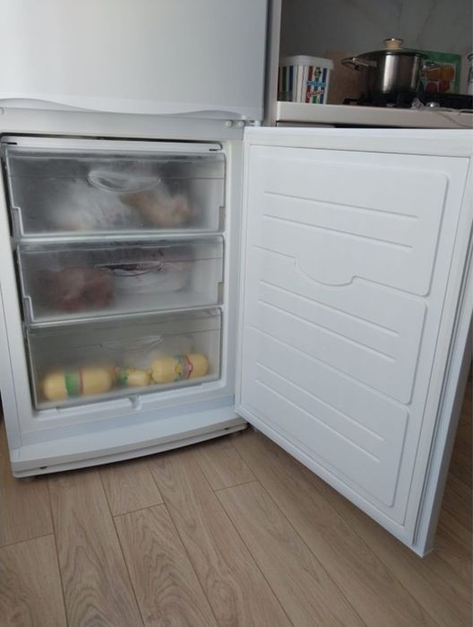Продам Холодильник в хорошем состоянии