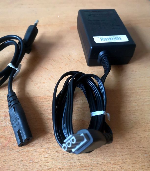 Alimentator imprimantă