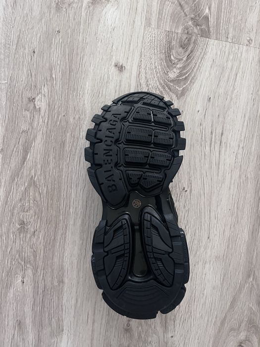 Balenciaga Track LED - Black