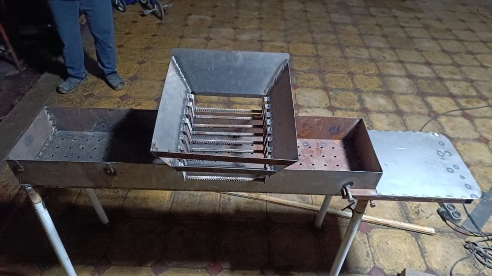 Мангал для шашлыка новый