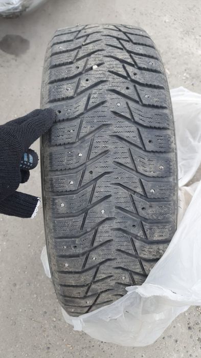 Продам шины б/у...