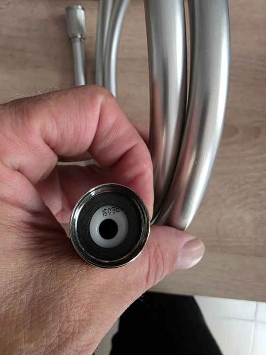 Furtun de dus Grohe Silverflex sau hansgrohe Techniflex