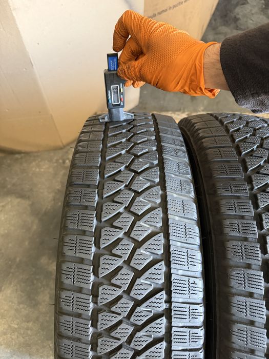 4 anvelope iarna 205/65/16 C , Bridgestone , 7-7.7 mm !