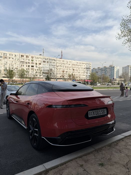 Avatr 06 dual motor 2025