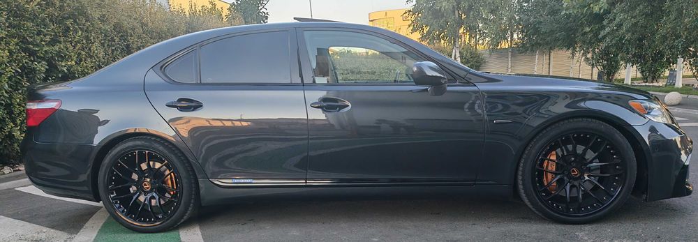 Vand Lexus LS600h