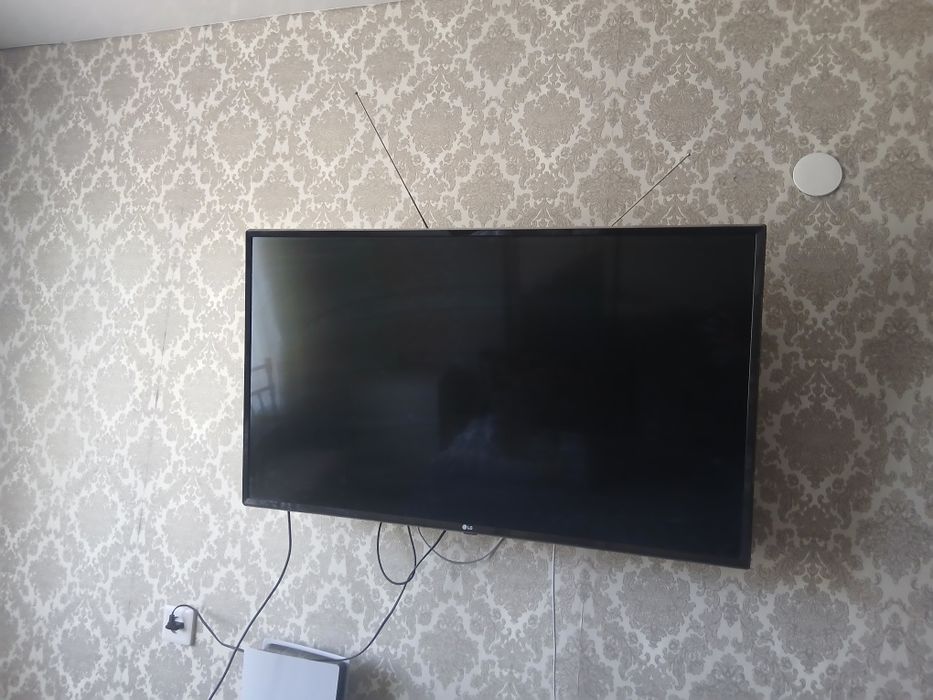 Продам телевизор