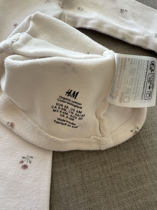 Set body salopeta si caciulita H&M, marime 68