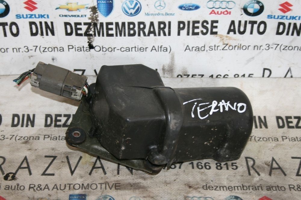 Motoras stergatoare fata nissan terrano 2 volan stanga