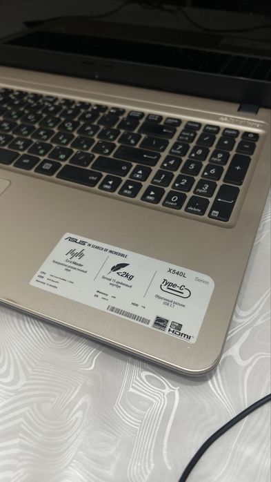 Ноутбук ASUS X540L