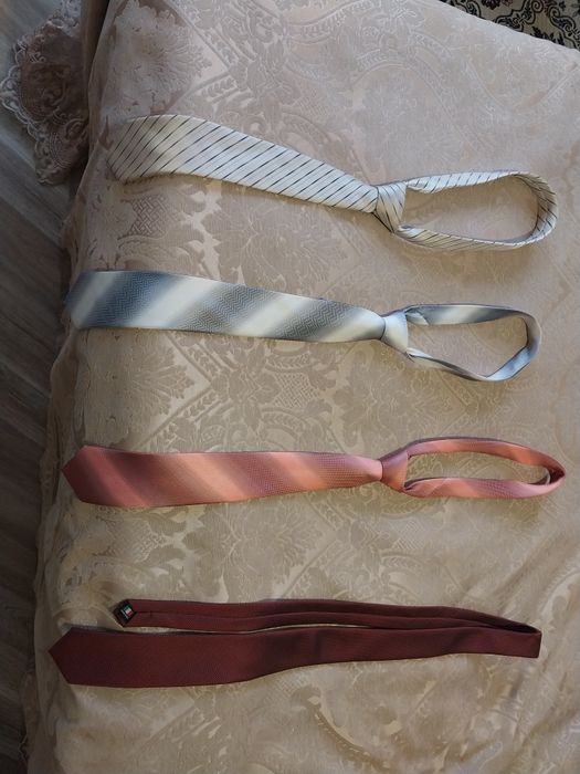 Продам новые галстуки