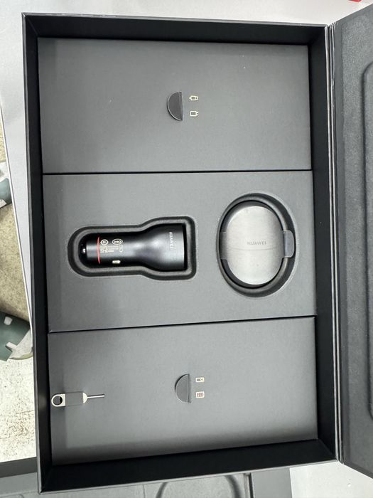 Huawei Mate XT Ultimate Design 16/1tb ideal
