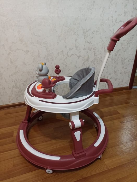 Детский ходунок- столик