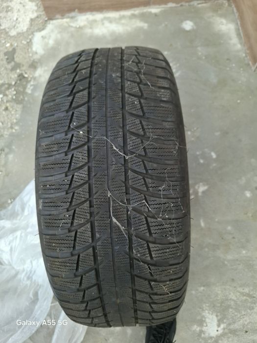 Bridgestone 245/50/18