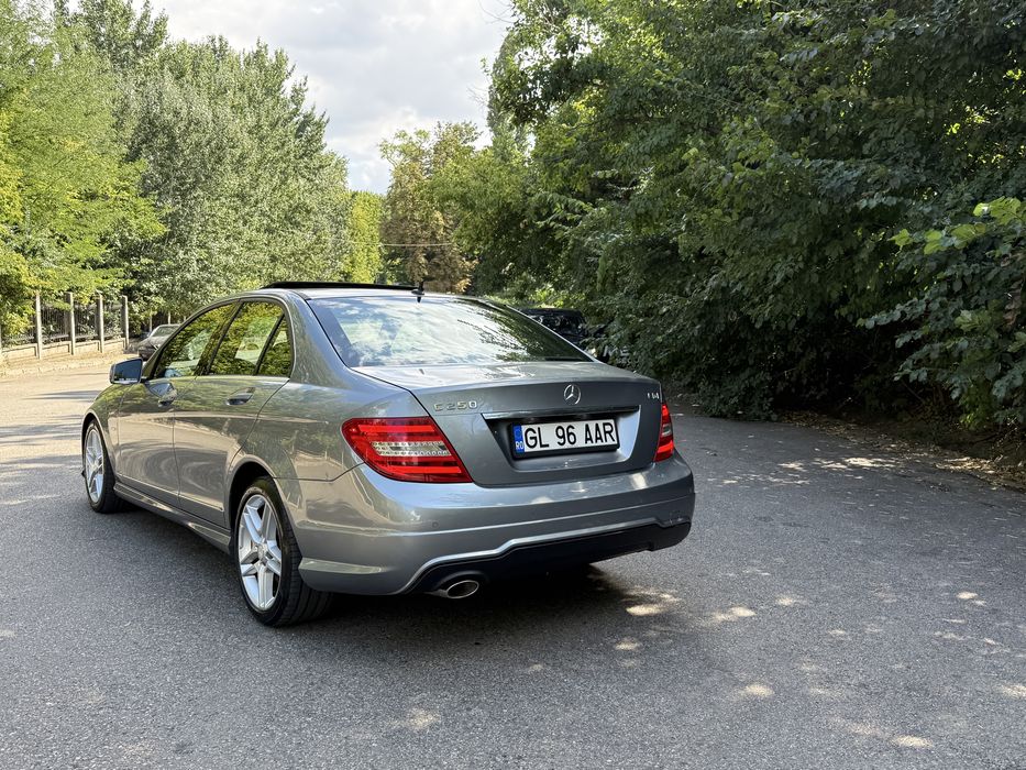 MERCEDES-BENZ C-Class 2012 — imagine 4