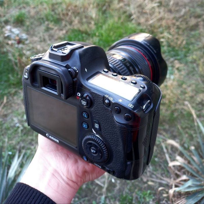 Canon 6D sotiladi