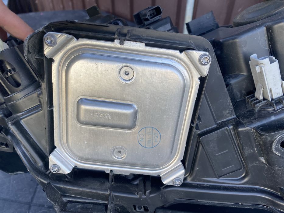 Far stanga lupa led pure vision  renault koleos 2