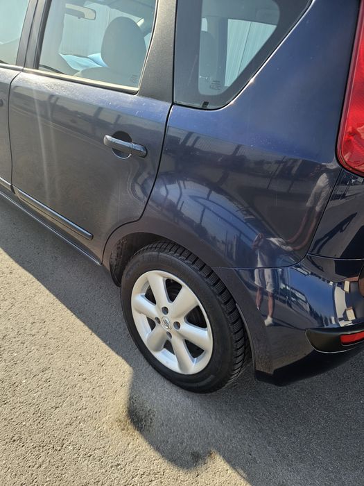 Продавам Nissan Note