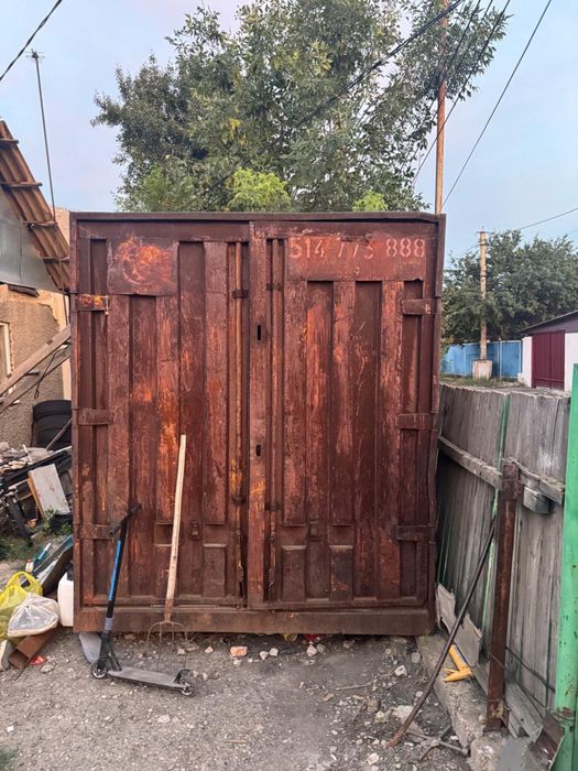 Продам контейнер 5 тонник