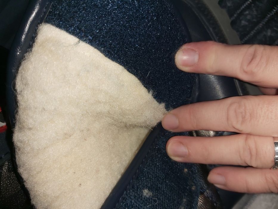 Детская обувь, зимние сапоги.