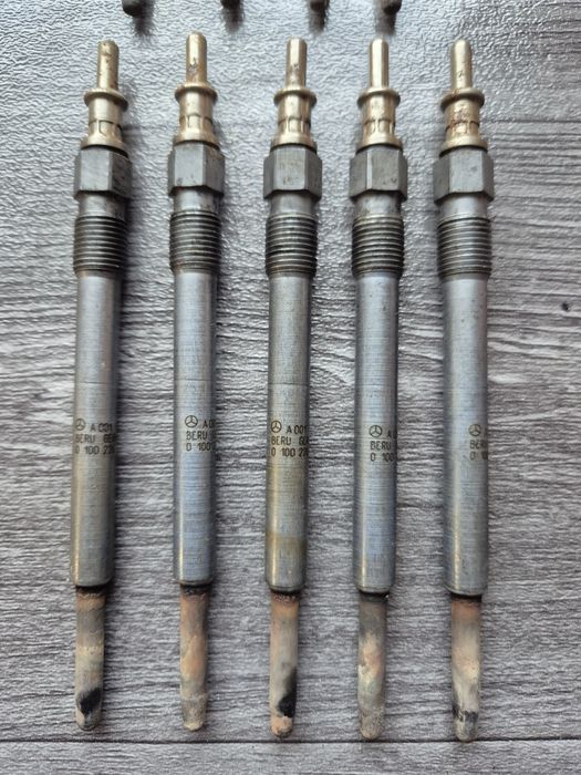 Подгревни свещи мерцедес 2.2 CDI и 2.7CDI