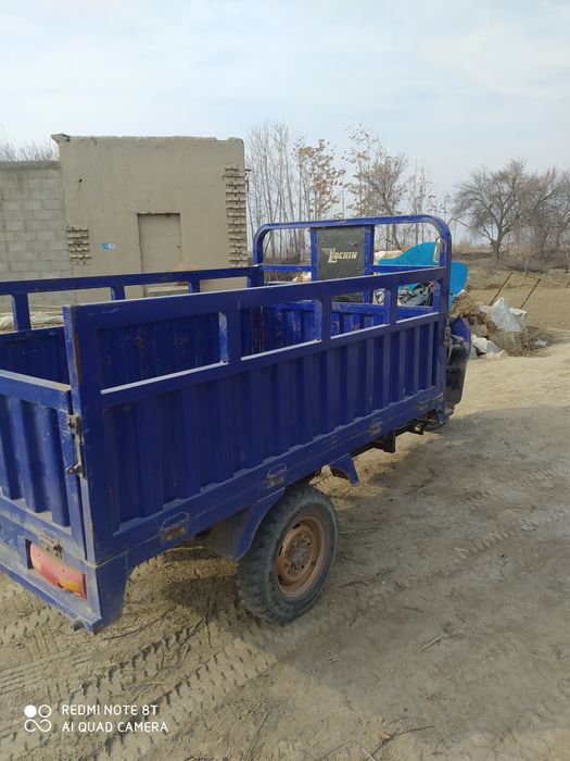 Lochin moto sotiladi