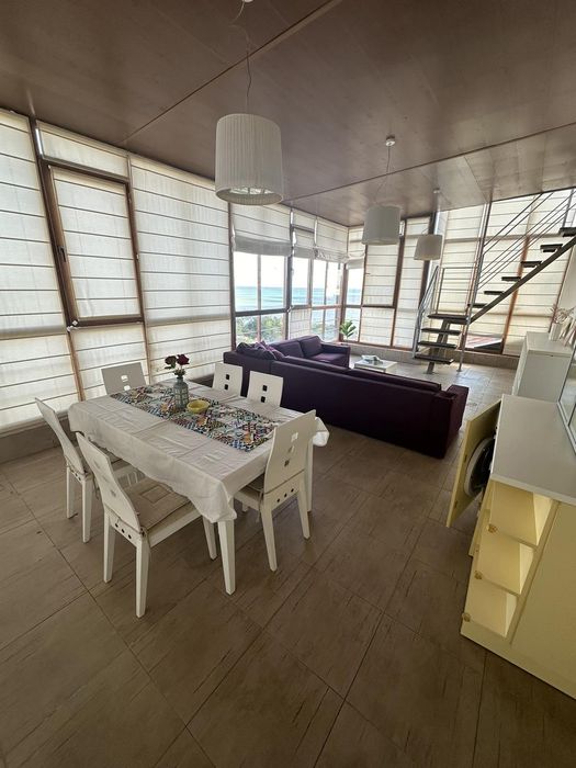 Дава се под наем Тристаен апартамент в Бургас, Сарафово - 170 кв.м за 867 € - Снимка #2