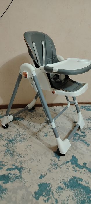 Продам стул для кормления