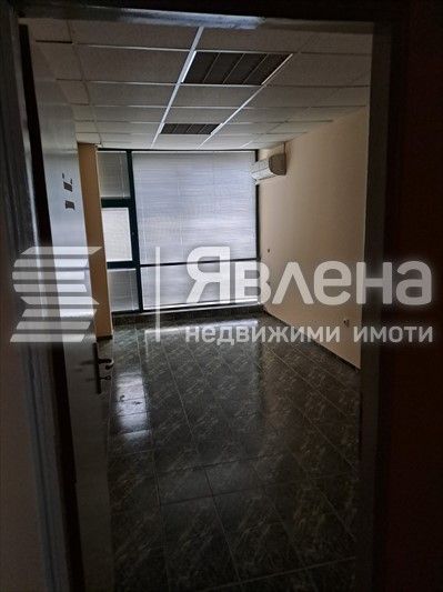 Продава се Офис в Варна, Чаталджа - 147 кв.м за 2817 €/кв.м - Снимка #7
