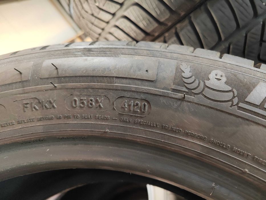 4бр.летни гуми 215/60/17C Michelin