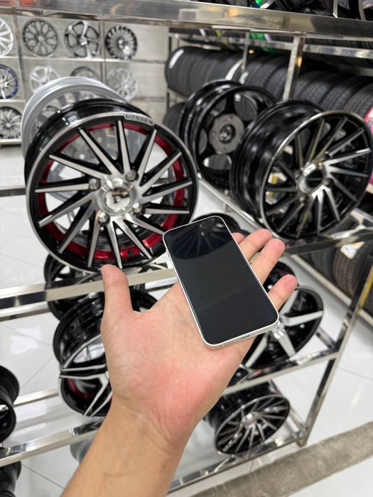 iphone 13 mini sotiladi