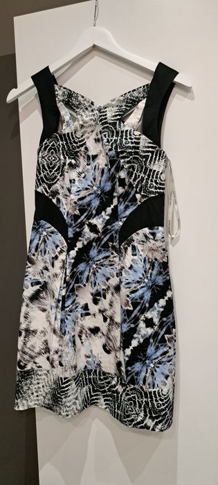 Нова рокля Karen Millen S/XS