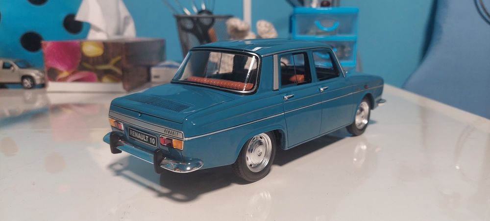 Machetă Ottomodels 1/18 Renault 10 Major!
