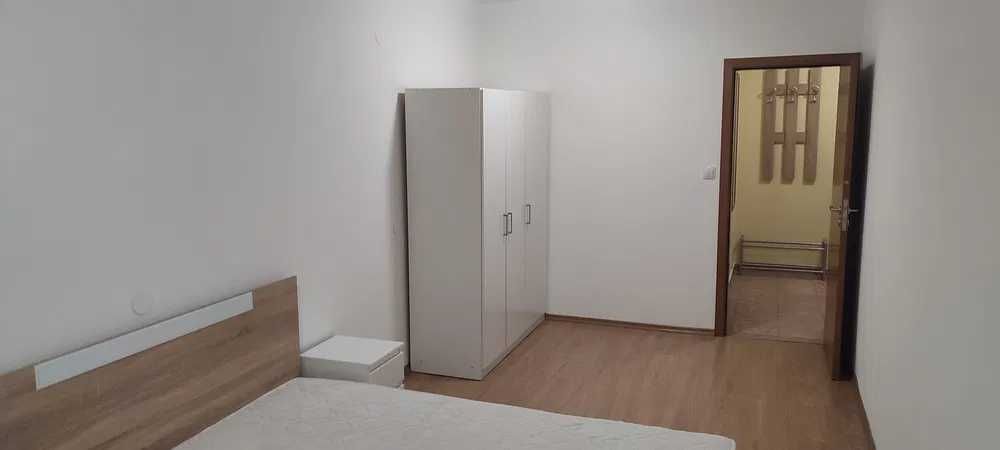 Дава се под наем Двустаен апартамент в София, Център - 68 кв.м за 650 € - Снимка #1