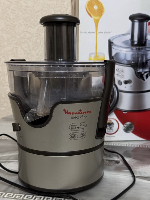 Соковыжималка в отличном состояний