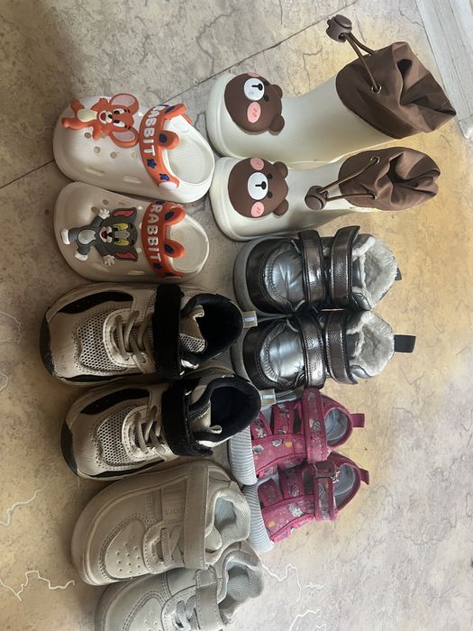 Обувь на девочку размер 19-22 (некоторые нееошенные)