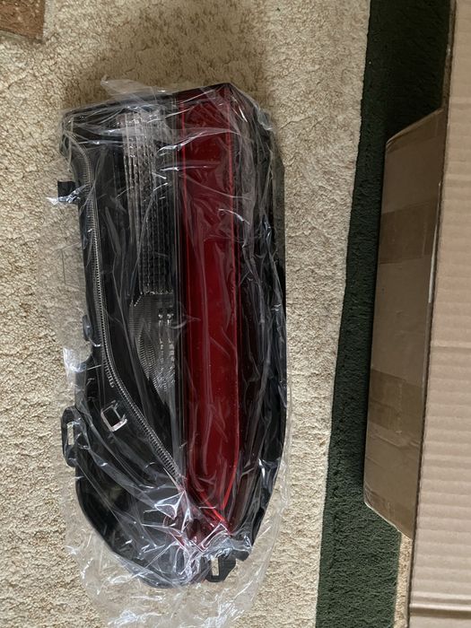 Продам Фару Rav4