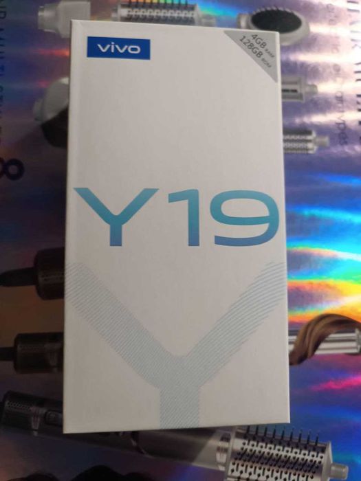Vivo 19 полный комплект 10\10