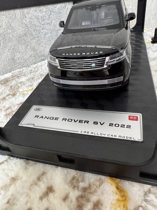 Range Rover SV 2022 1:32