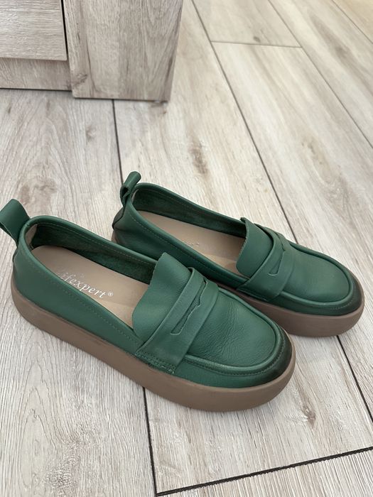 Лоферы зеленые экокожа