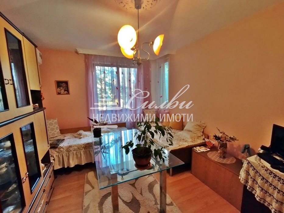 Продава се Тристаен апартамент в Шумен, Тракия - 82 кв.м за 1182 €/кв.м - Снимка #3