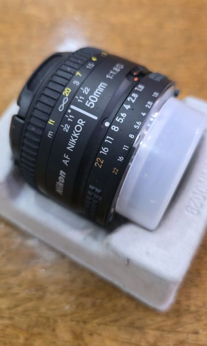 Obiectiv Nikon 50mm