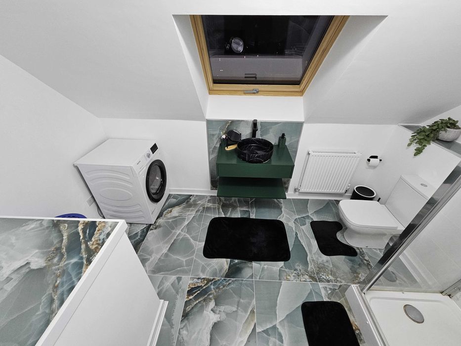 Amenajări interioare/ exterioare