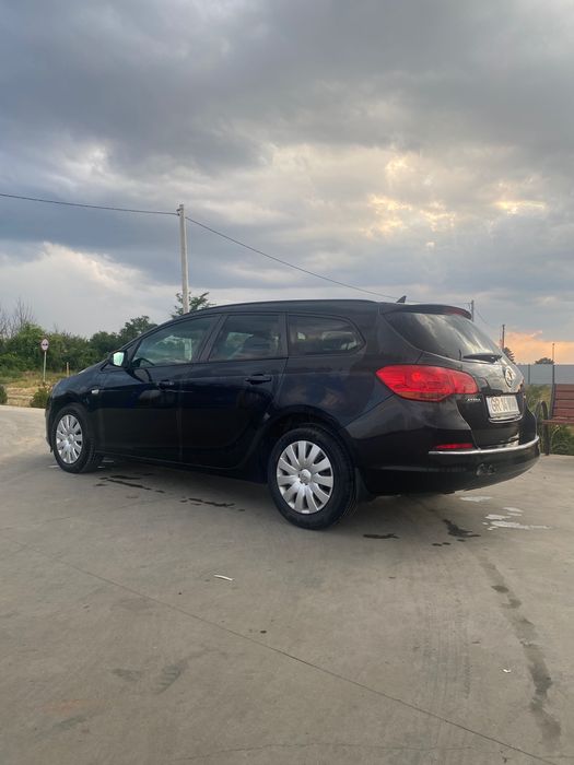 Opel Astra J Sport Tourer 1.7 cdti 131cp,96kw