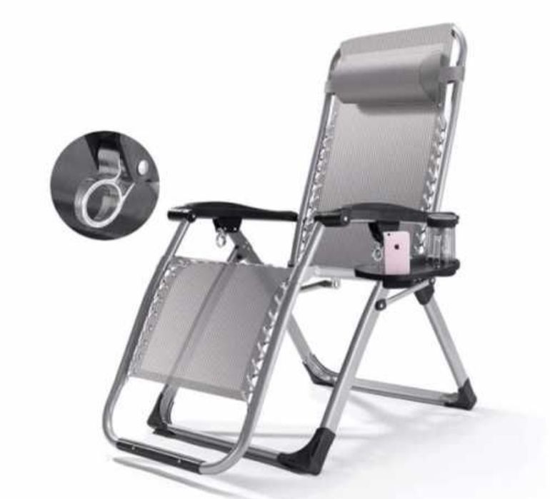 Згъваем стол с много опции за разгъване до 150 кг, с поставки за чаши