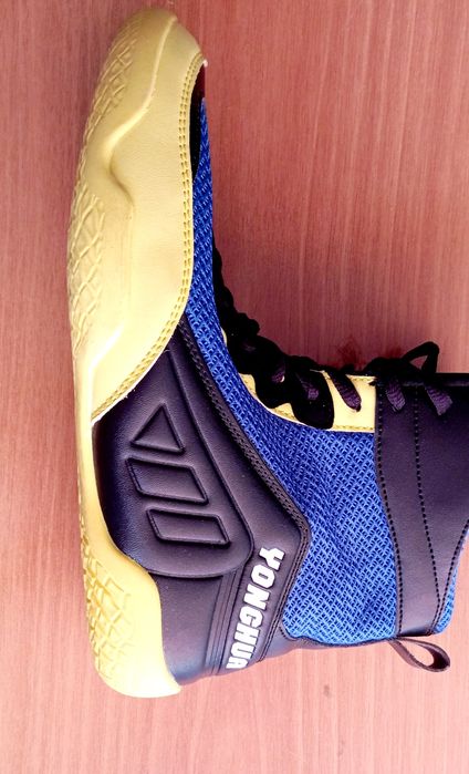 Боксерки в хорошем состояни размер 41