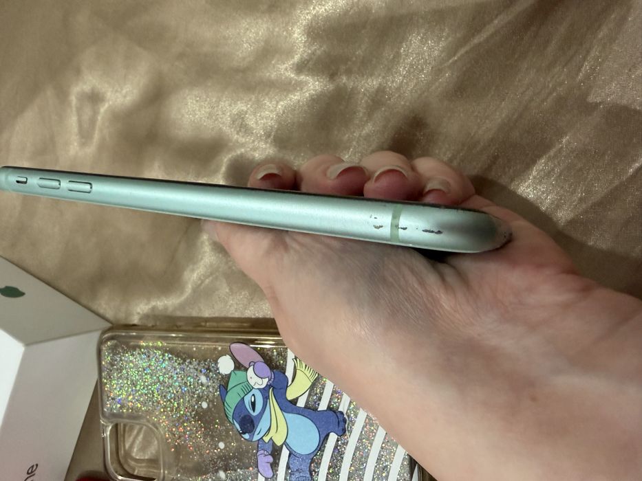 Продавам  Apple Iphone 11 256GB